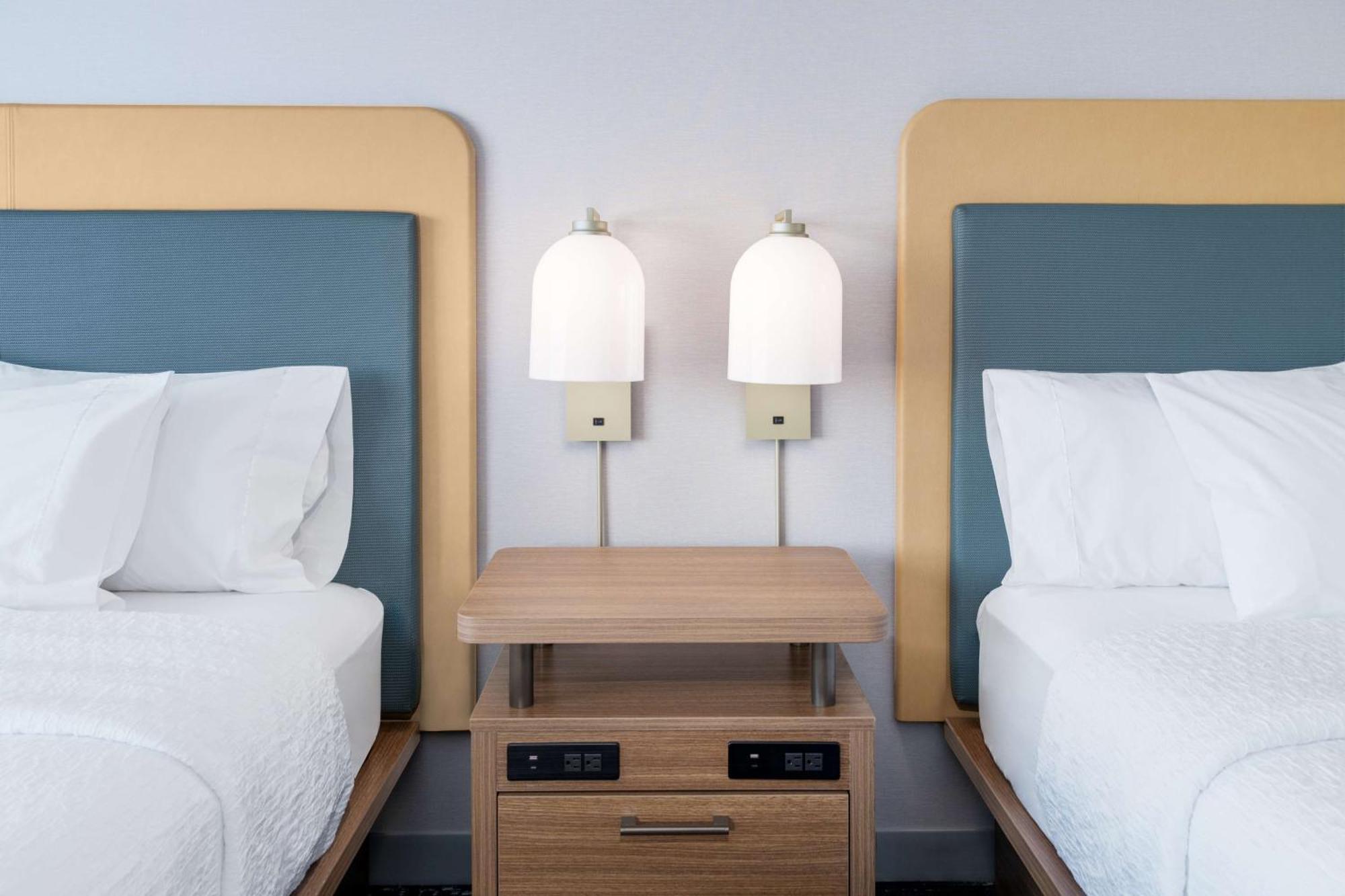 Homewood Suites By Hilton Holland Extérieur photo