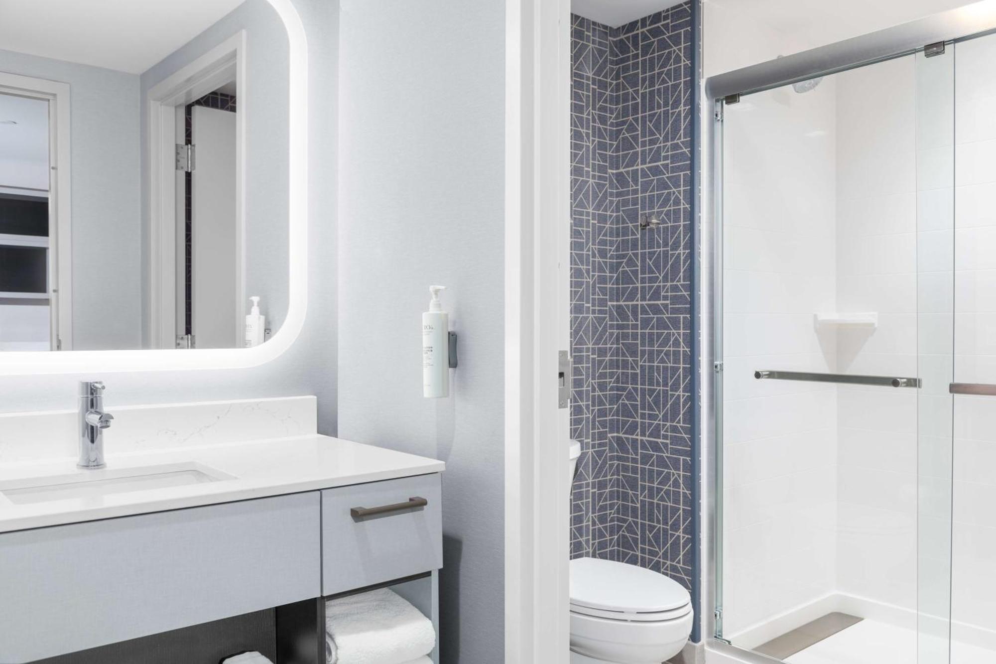 Homewood Suites By Hilton Holland Extérieur photo