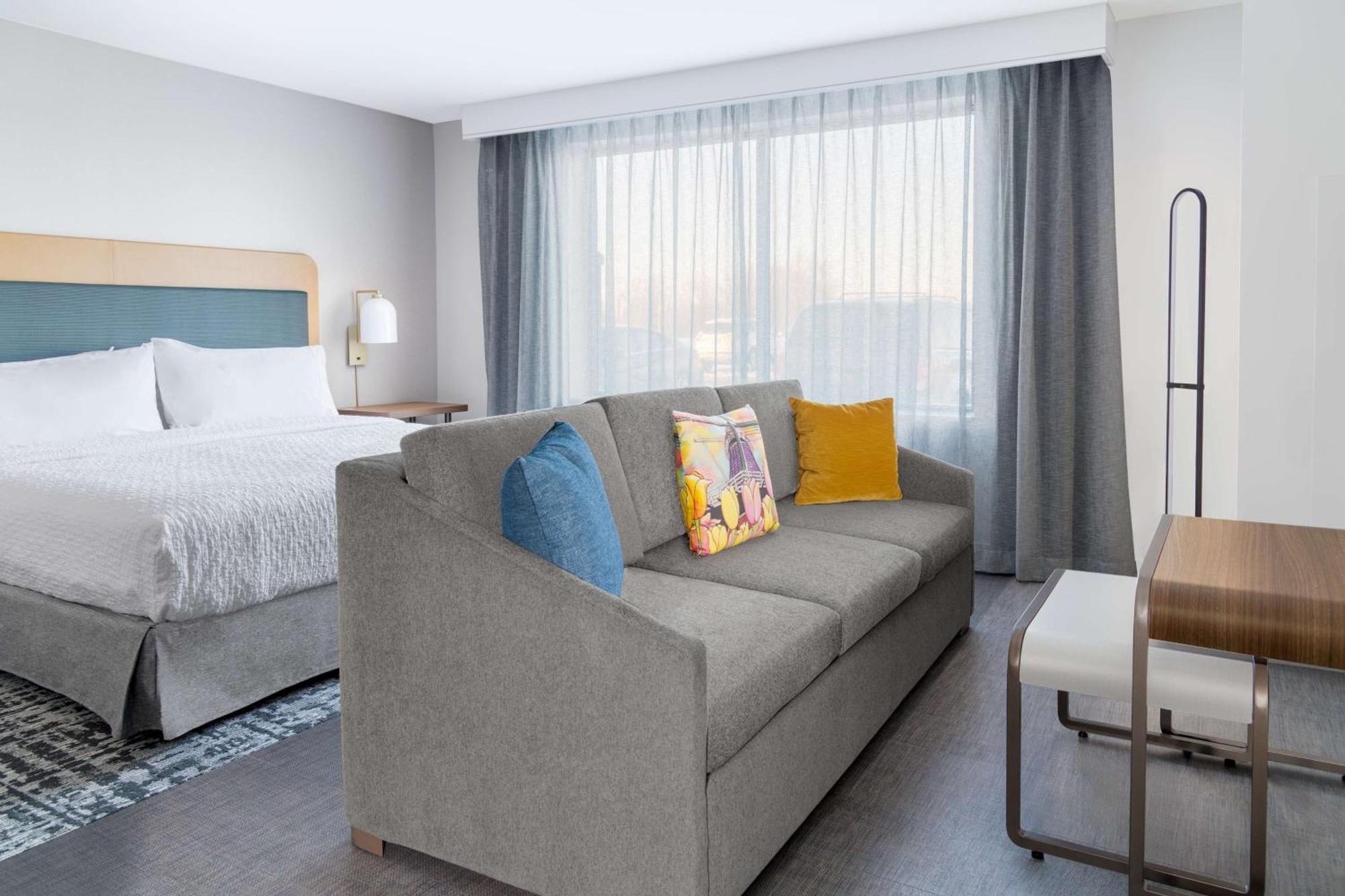 Homewood Suites By Hilton Holland Extérieur photo
