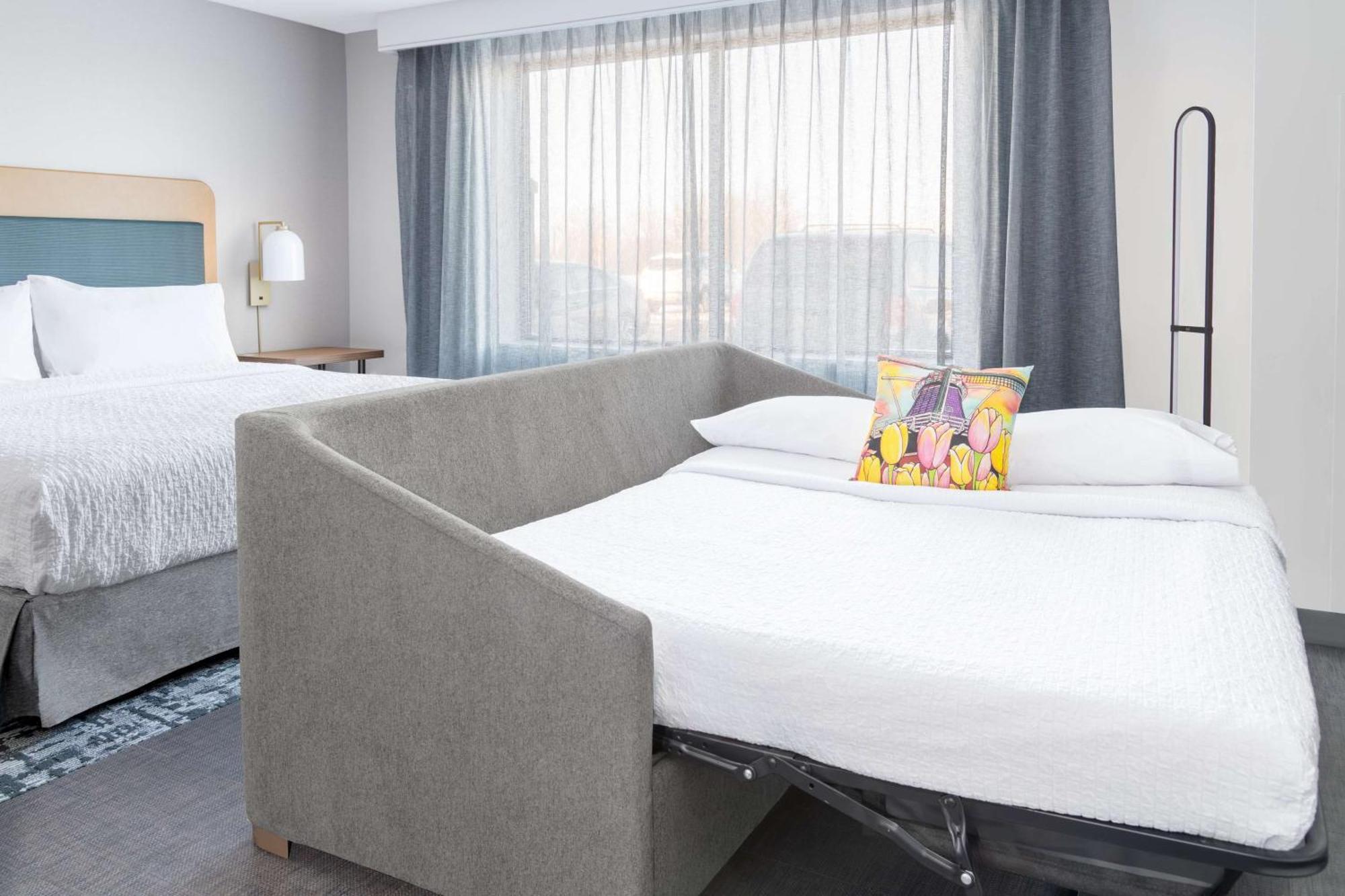 Homewood Suites By Hilton Holland Extérieur photo